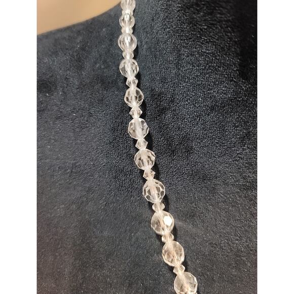 Women's Clear Faceted Bead Necklace With Box Clasp Lock Elegant Vintage Jewelry - Picture 5 of 6